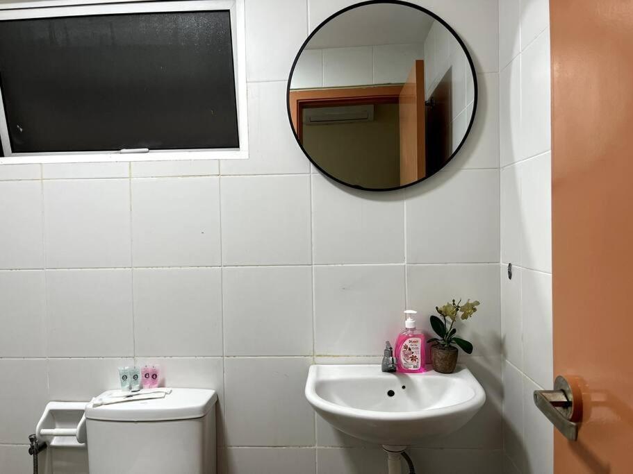 Homestay Ttdi Adina 710 Shah Alam,Sek 13,Msu,3Bedroooms Eksteriør bilde