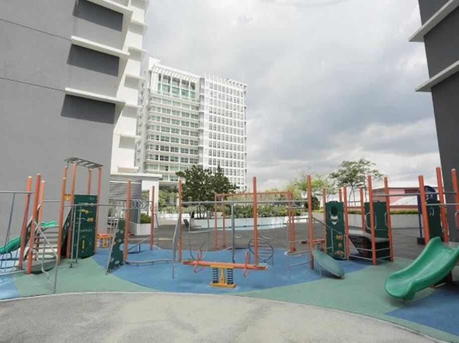 Homestay Ttdi Adina 710 Shah Alam,Sek 13,Msu,3Bedroooms Eksteriør bilde